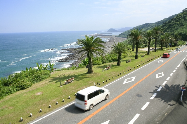 中古車ですが保証つけてます。アフター保証は最長５年。